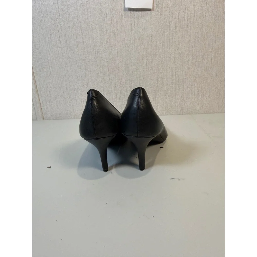 Merona Black Classic Pointed‎ Toe Kitten Heel Pumps – Size 8.5 capsule timeless